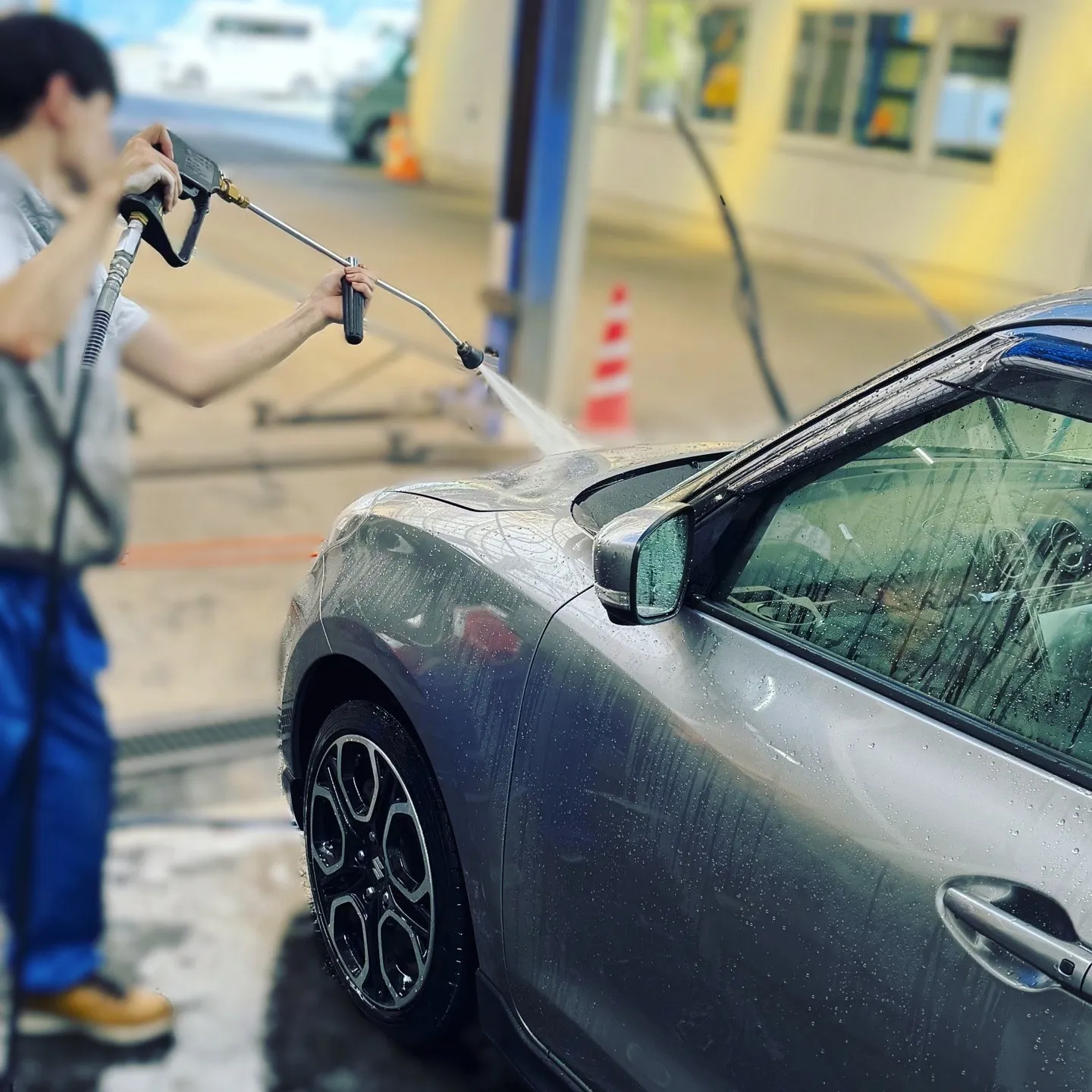スズキモータースの洗車 